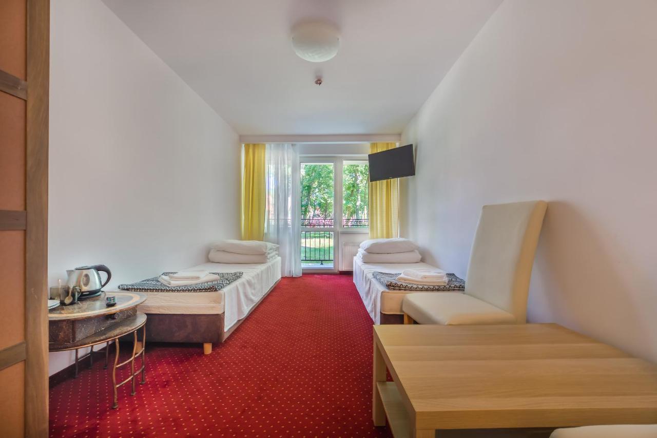 Delfin Otel Krynica Morska Dış mekan fotoğraf
