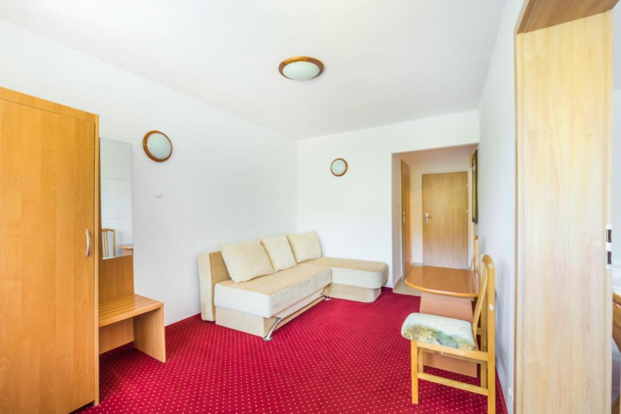 Delfin Otel Krynica Morska Dış mekan fotoğraf